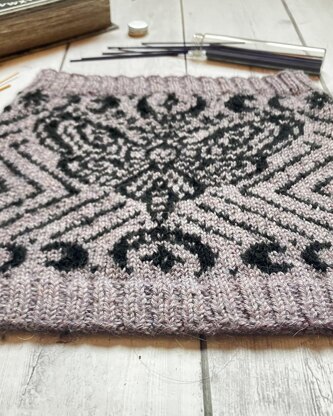Death moth cowl