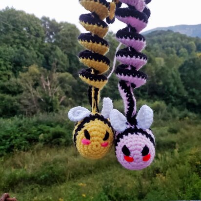 Bee Wind Spinner