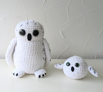 Snow Owls