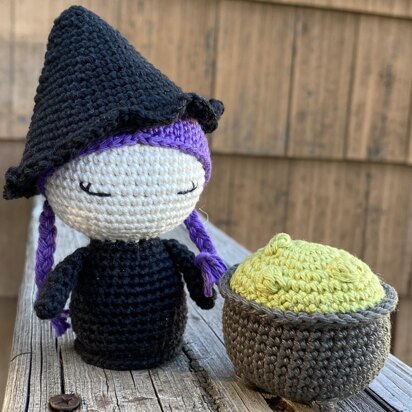 Crochet Witch and Cauldron
