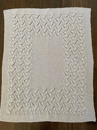 Aran Lace Baby Blanket BJ84