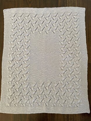 Aran Lace Baby Blanket BJ84