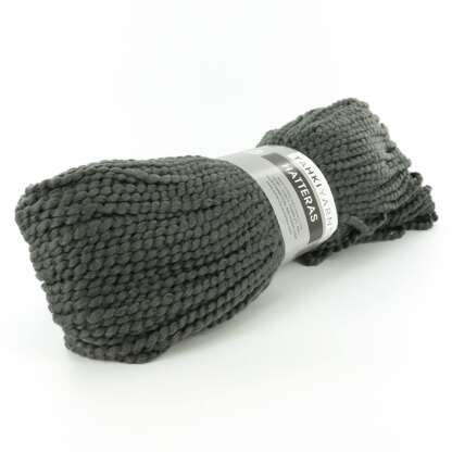 Black Chunky Yarn Yarns for sale