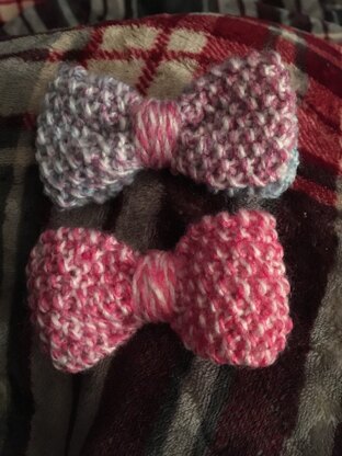 Cate's Knit Bow