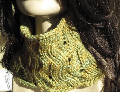 Rockweed Cowl