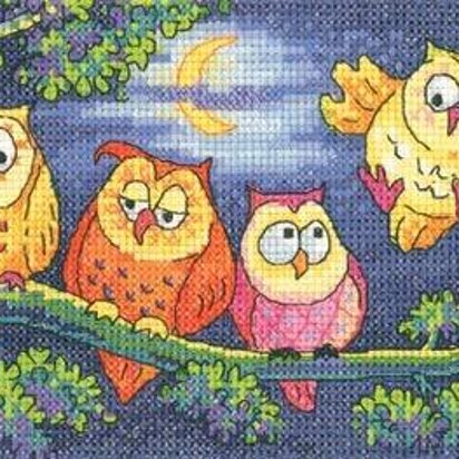 Heritage A Hoot of Owls, 28 count Evenweave Cross Stitch Kit - BFHO1296-28C