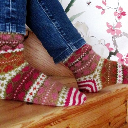 Sheepishly Besotted Socks - knitting pattern