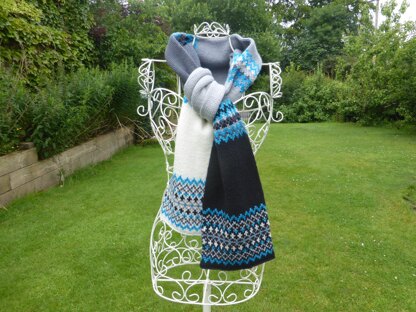 Fair Isle Fade Scarf