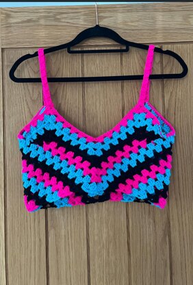 Summer Chevron crop top