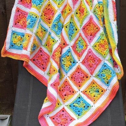 Starburst Granny Square Blanket (UK)