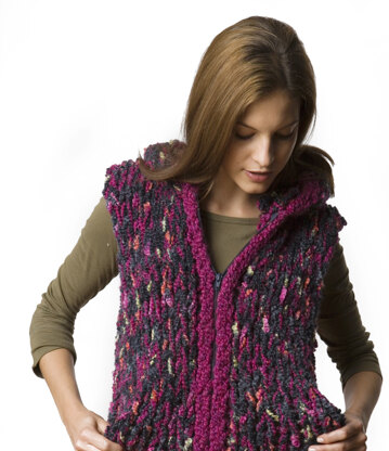 Hooded Ski Vest in Lion Brand Homespun - 60376