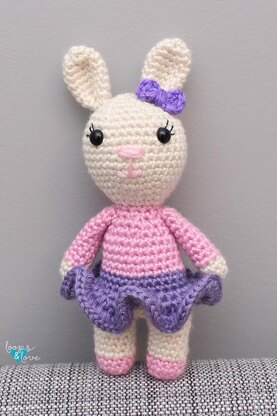 Mini Bunny Amigurumi