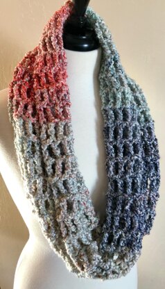 Cardinal Chunky Cowl Crochet Pattern