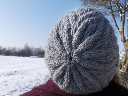 Zigzag Chunky Hat (instructions to work flat)