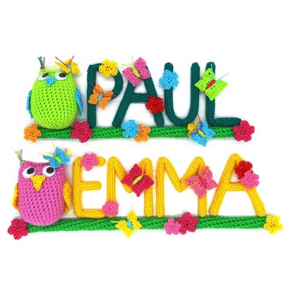 Name tag funny owl with complete alphabet A-Z