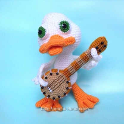 Duckie Playing Banjo