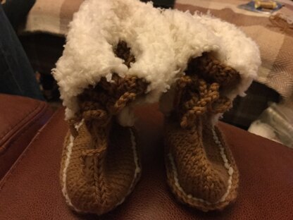 Baby ugg booties