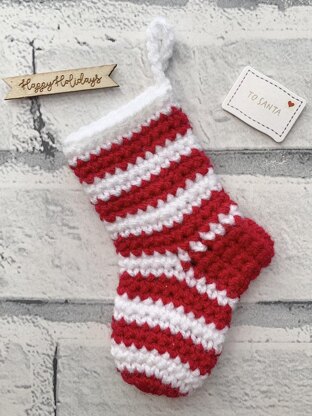 Mini Stocking Garland