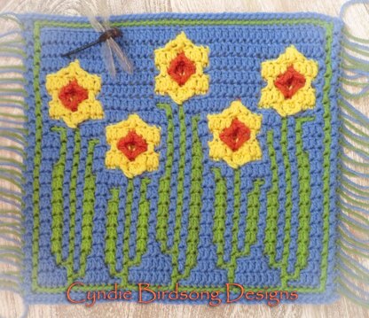 Flower Power series square - Darling Daffodils