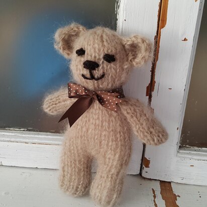 Teddy Bear Toy Stuffie - knitting pattern