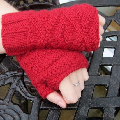 Inversion Gloves - knitting pattern
