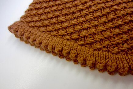 Daisy baby bonnet #2