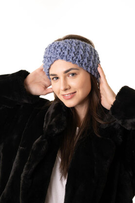Twisted Headband in Lion Brand Basic Stitch Anti Microbial Thick&Quick - M23004BSAMTQ - Downloadable PDF