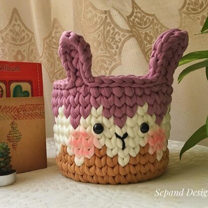 Recycled (t-shirt) yarn basket- Bunny-103