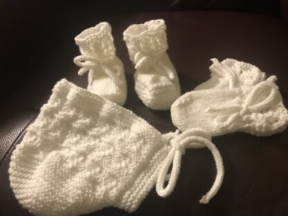 Bonnet & Booties