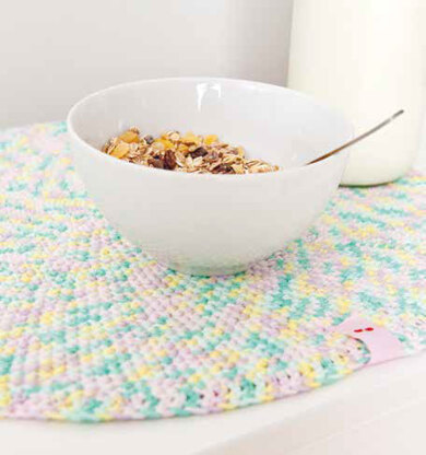 Round Placemat in Rico Creative Cotton Print Aran - 37 - Downloadable PDF