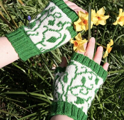 Winding Leaves mitts