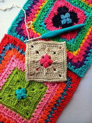 Calliope Granny Square 8"