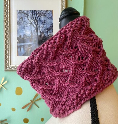 Peppervine Cowl