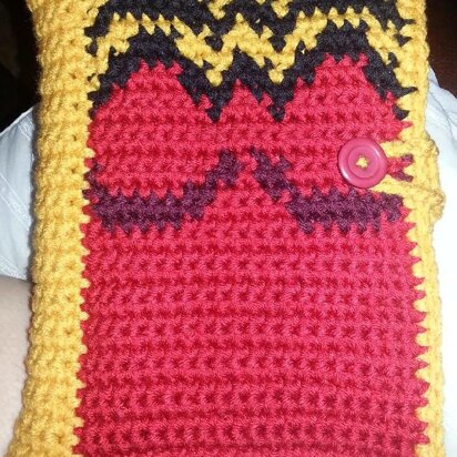 Bound Book Style 7" Tablet Cover - Wonder Woman Inspired