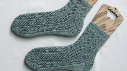 Shannon Cabled Socks