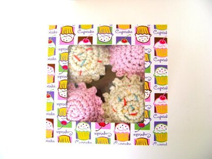 Cupcake Toy or Pincushion