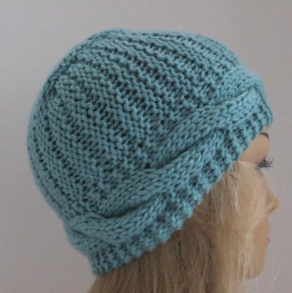 Elenna - The Hat with A Diagonal Design