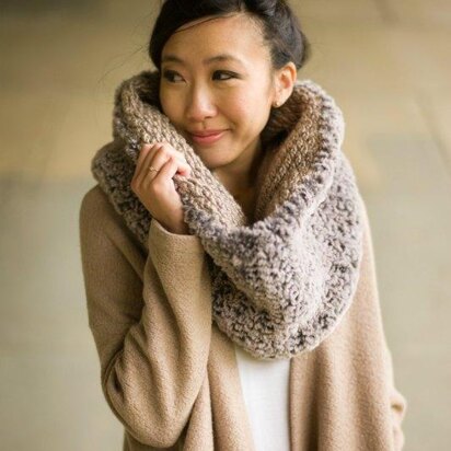 Luxe Faux Fur Cowl