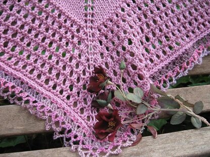 Hybrid Tea Rose Shawl