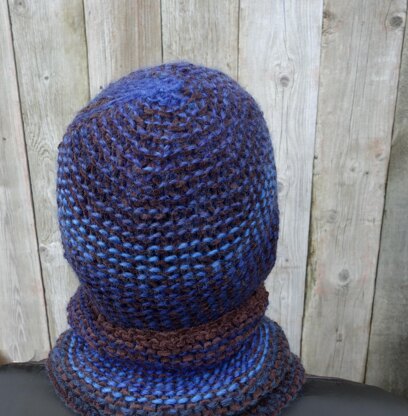 Sport Hat and Cowl Set