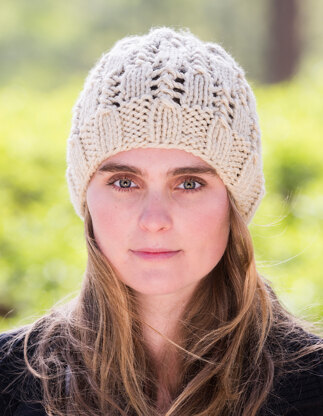 Alternating Lace Hat