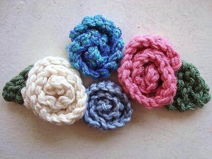 606, KNITTED rolled rose, and leaf