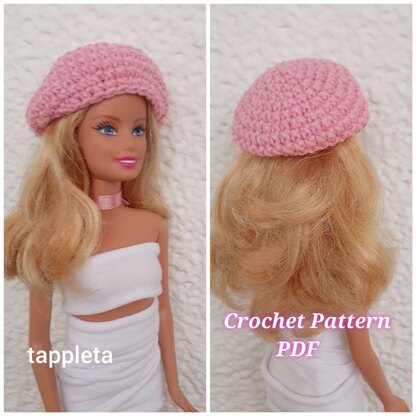 Pink beret and crossbody bag for doll