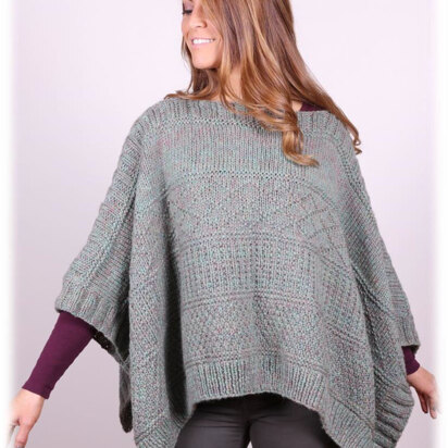 Poncho in Plymouth Yarn Tuscan Aire - 3035 - Downloadable PDF