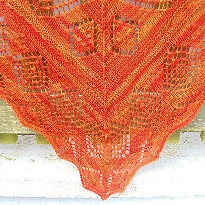 Hydref Shawl