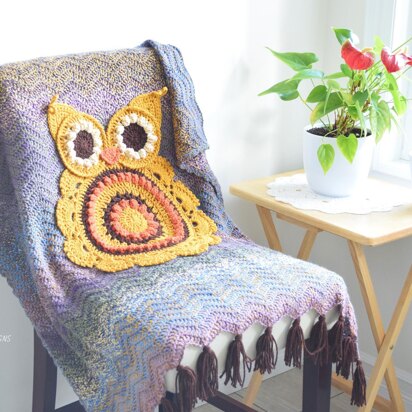 Retro Owl Blanket