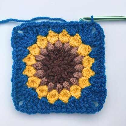 Sunflower Lovers Granny Square Pouch