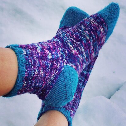Basic Ribbed Toe-Up Sock Recipe for Worsted Weight