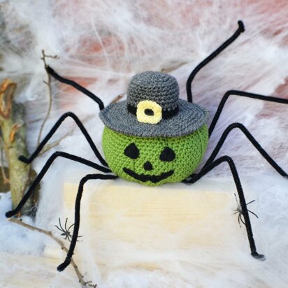 Pumpkin Spider Amigurumi. Green Pumpkin. Halloween Decor