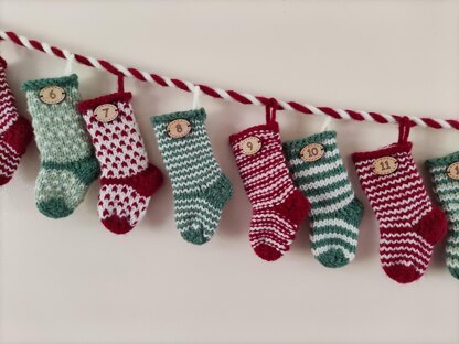 Stripes and Garlands Christmas Stocking Kit